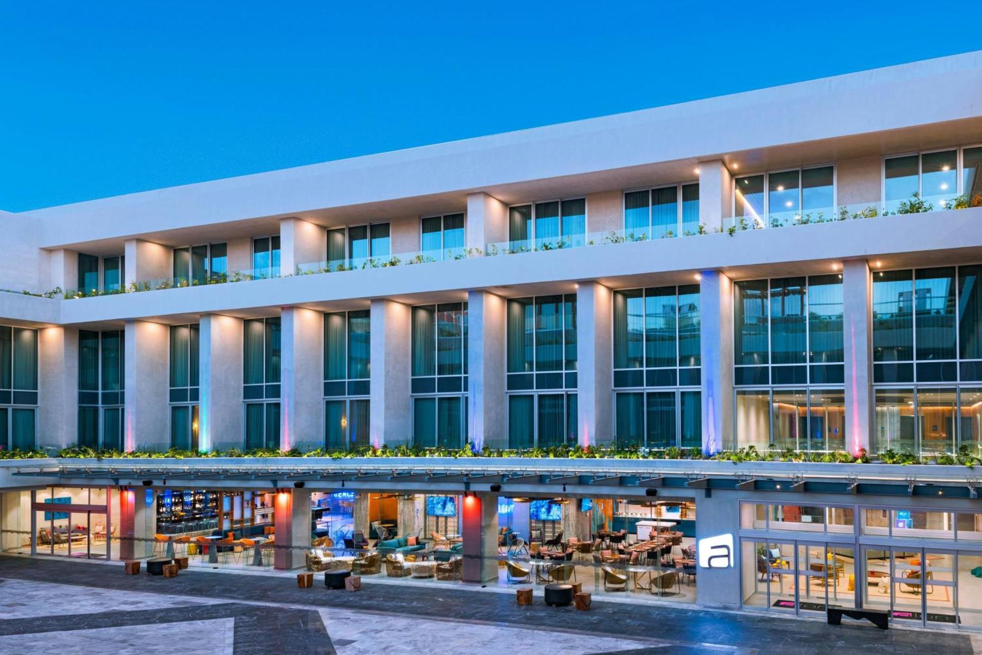 Отель Aloft Плая-дель-Кармен Экстерьер фото The Westin Resort and Spa, Cancun