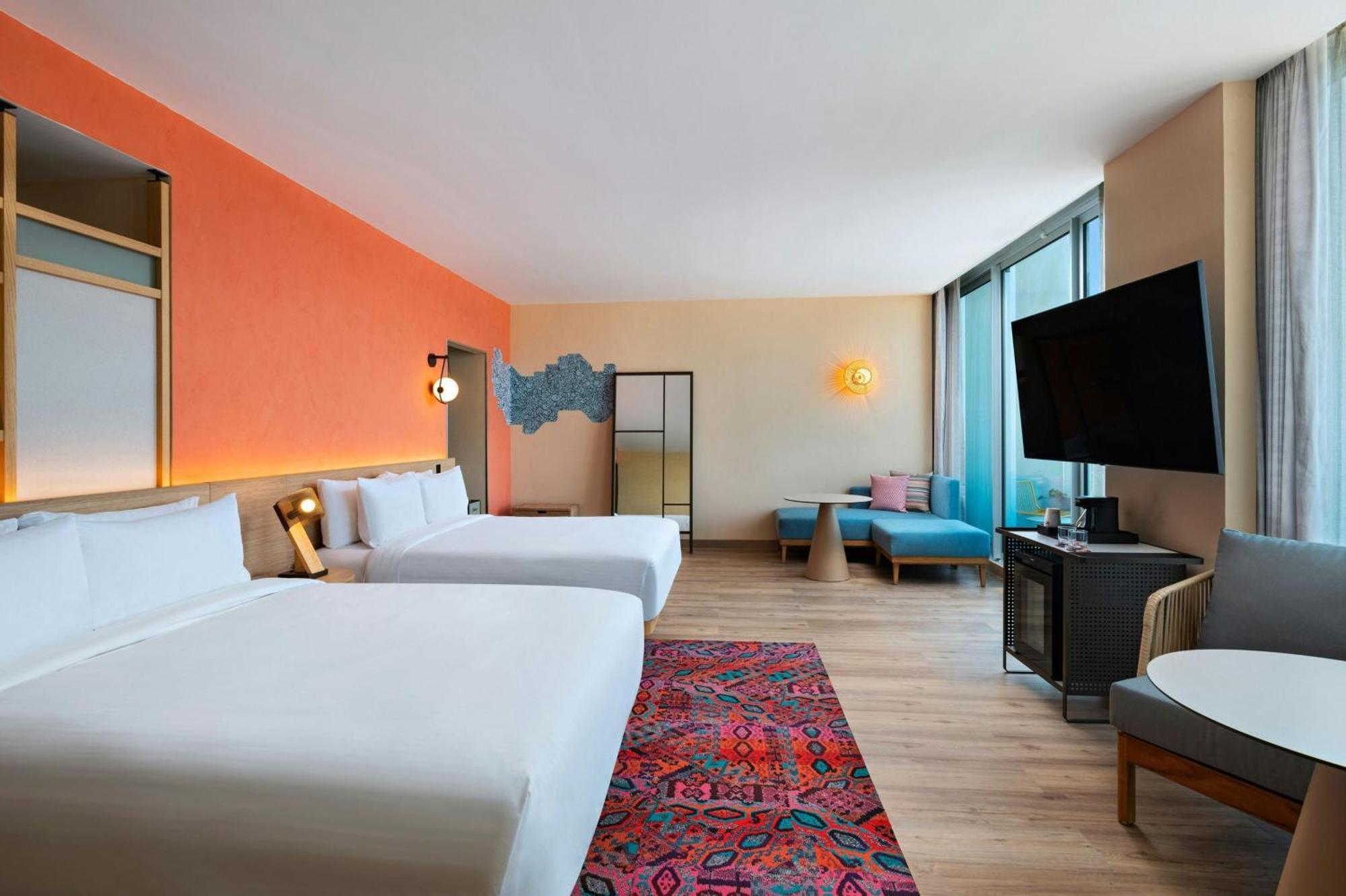 Отель Aloft Плая-дель-Кармен Экстерьер фото A room at the hotel